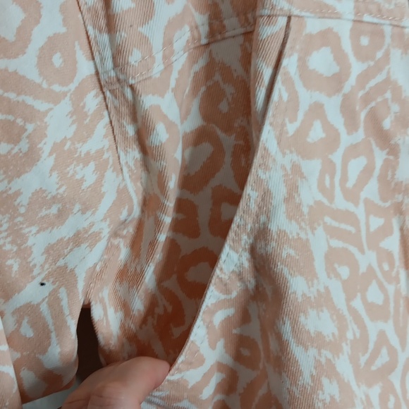 Anthropologie Pilcro Animal Print Denim Jacket Size XS NWT - Picture 4 of 9